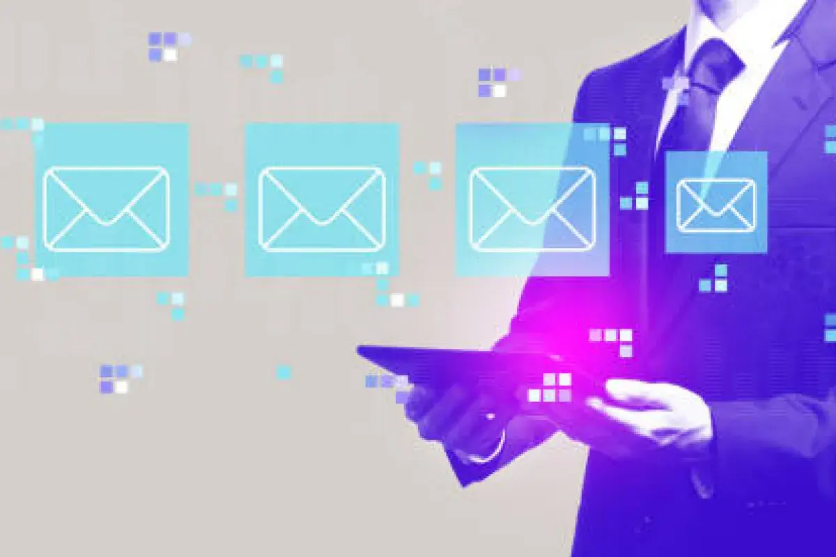 AI inbox assistant organizing emails for a American office worker