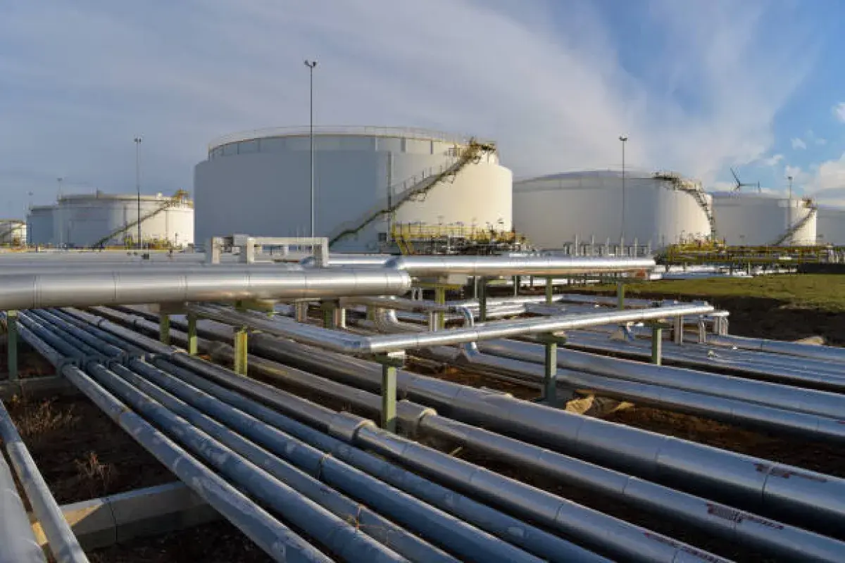 Crude oil refinery in the United States.