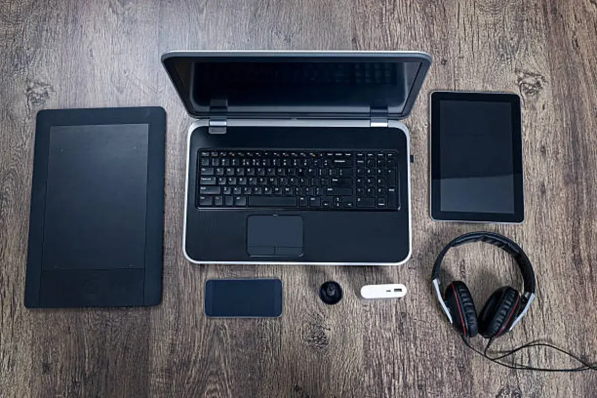 Remote work technology tools used in 2025