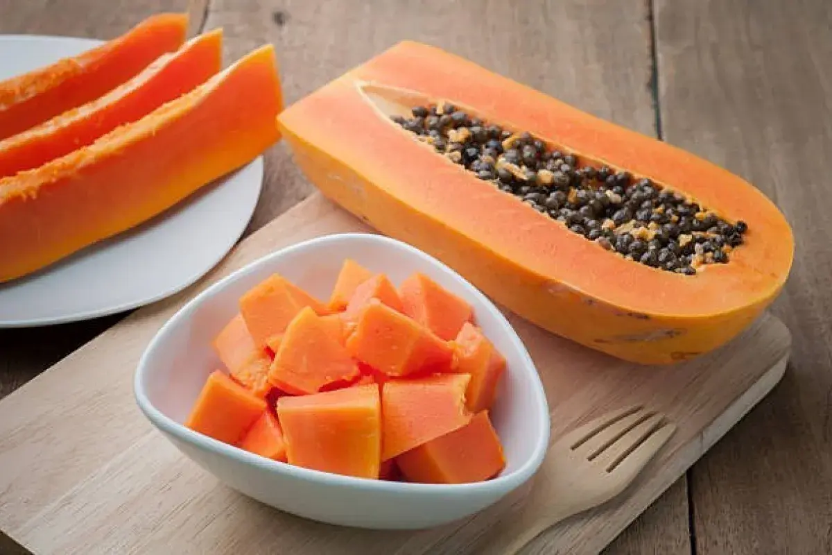 Papaya Fruit with Natural Papain Enzyme