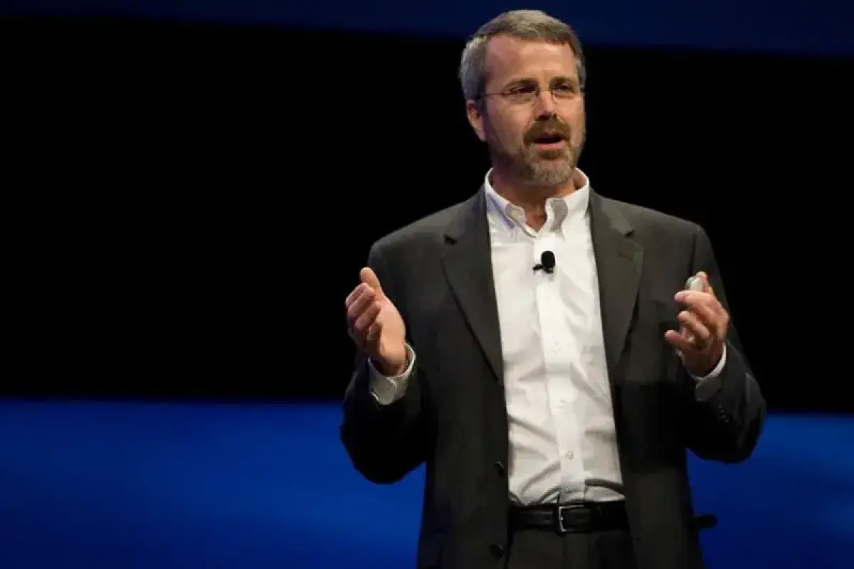 Martin Eberhard presenting Tesla’s early vision as CEO