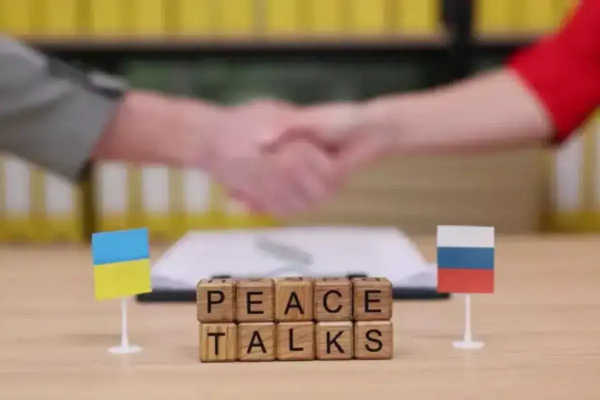 Global cooperation as an alternative to war