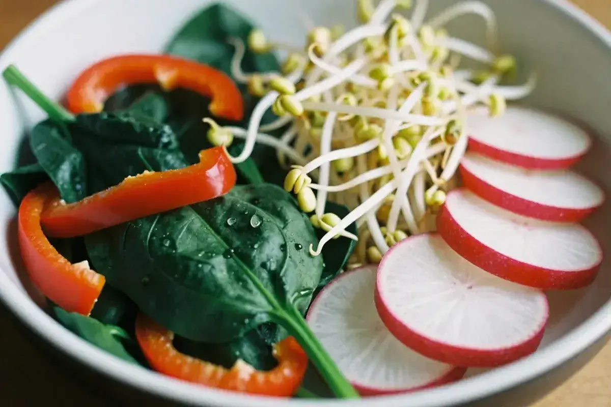 Bean sprouts in a colorful vegetable bowl for blood sugar management