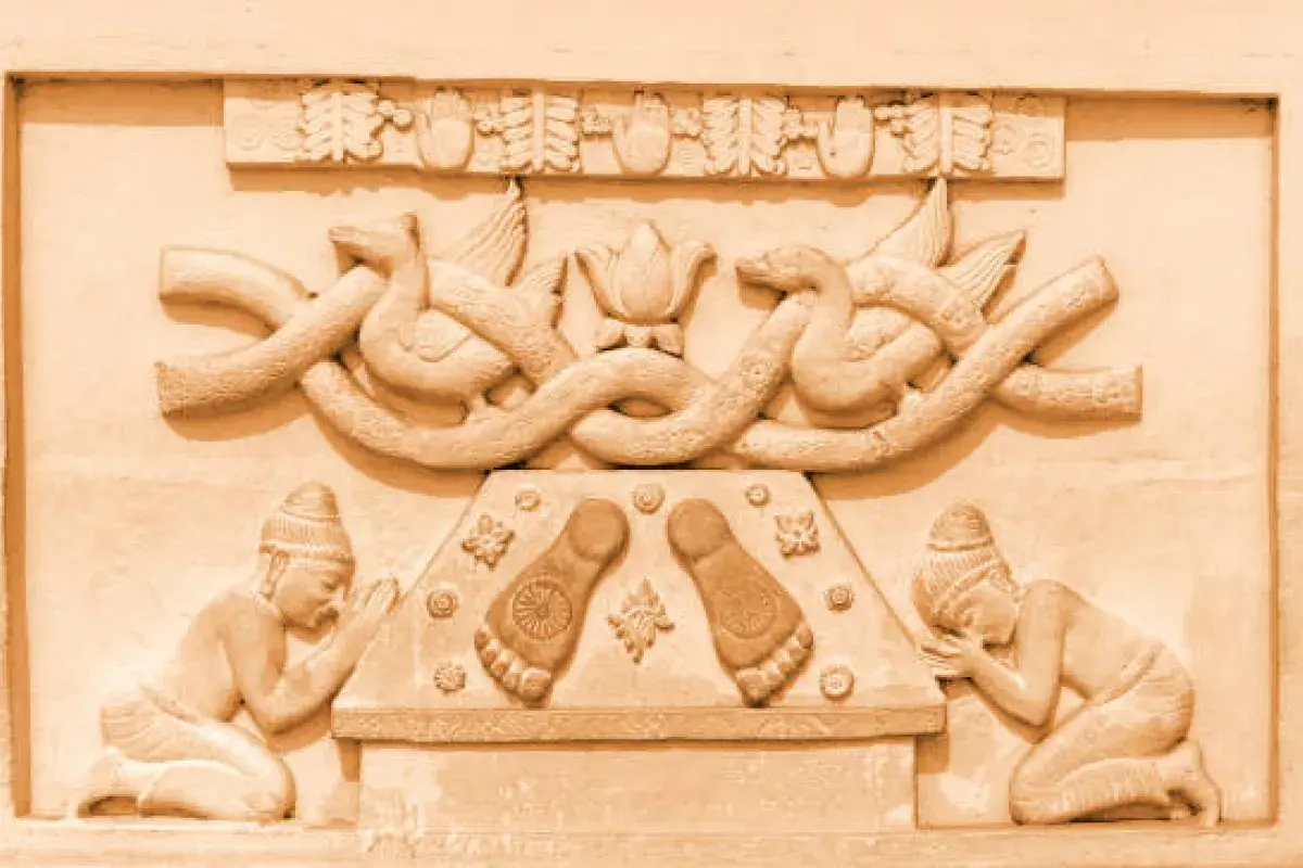 Snakes as symbols of fertility and wisdom