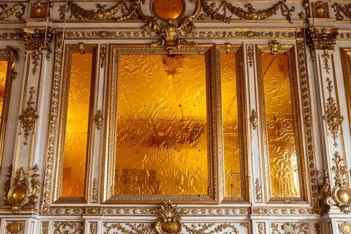 Golden amber panels of the Amber Room reconstruction