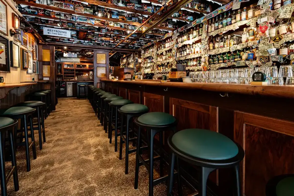  The Dead Rabbit New York Irish inspired bar interior