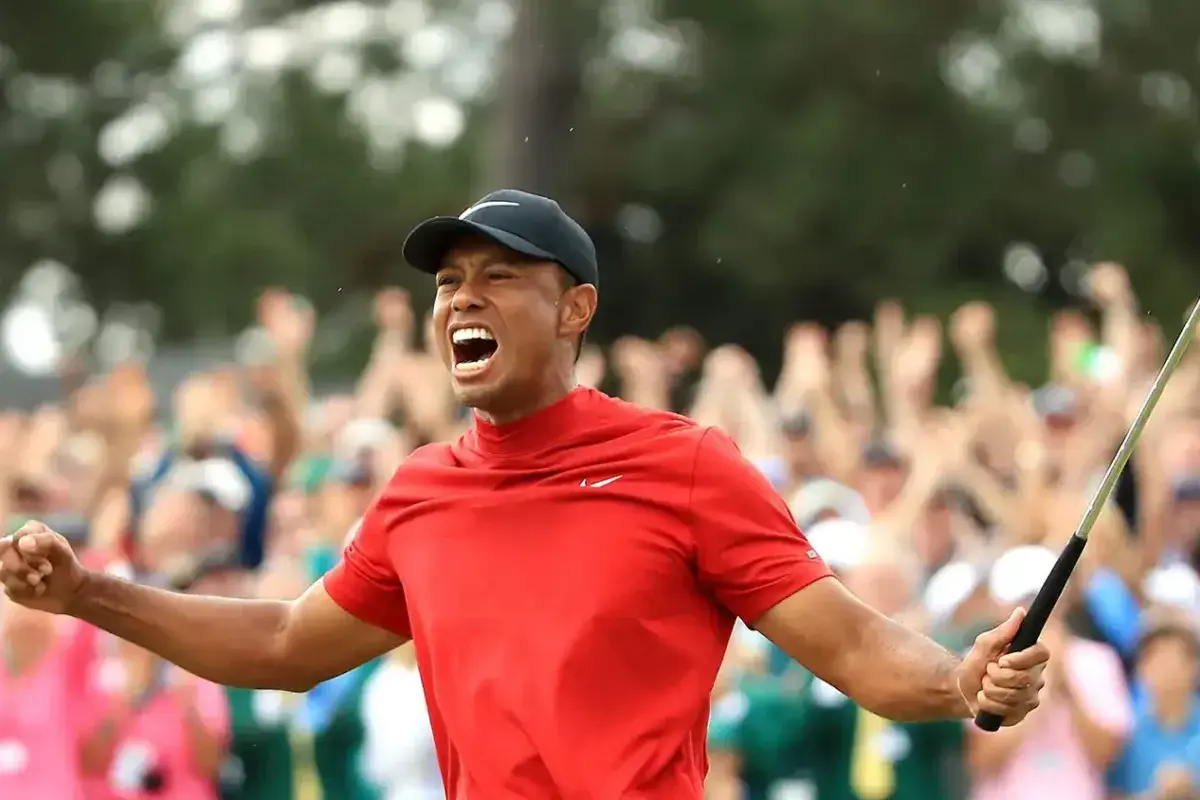 Tiger Woods iconic victory celebration