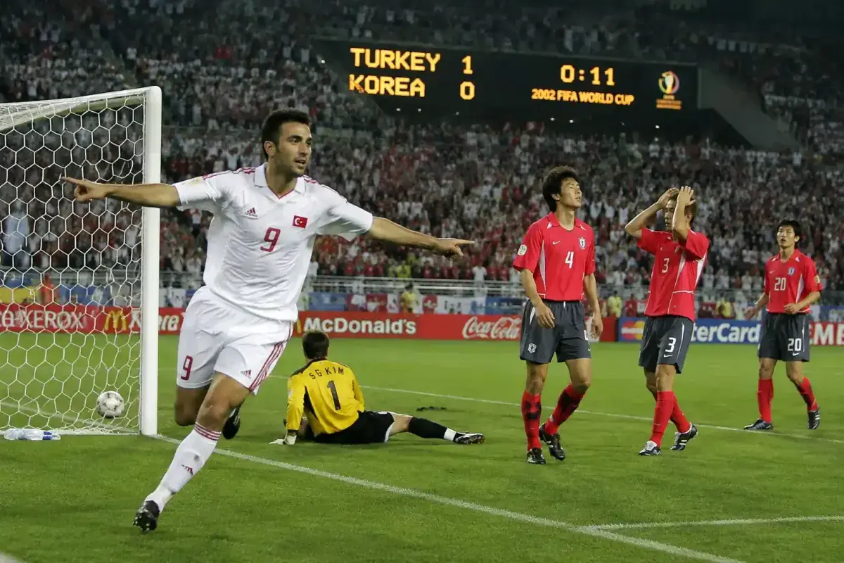 Hakan Şükür scoring the fastest World Cup goal in 2002