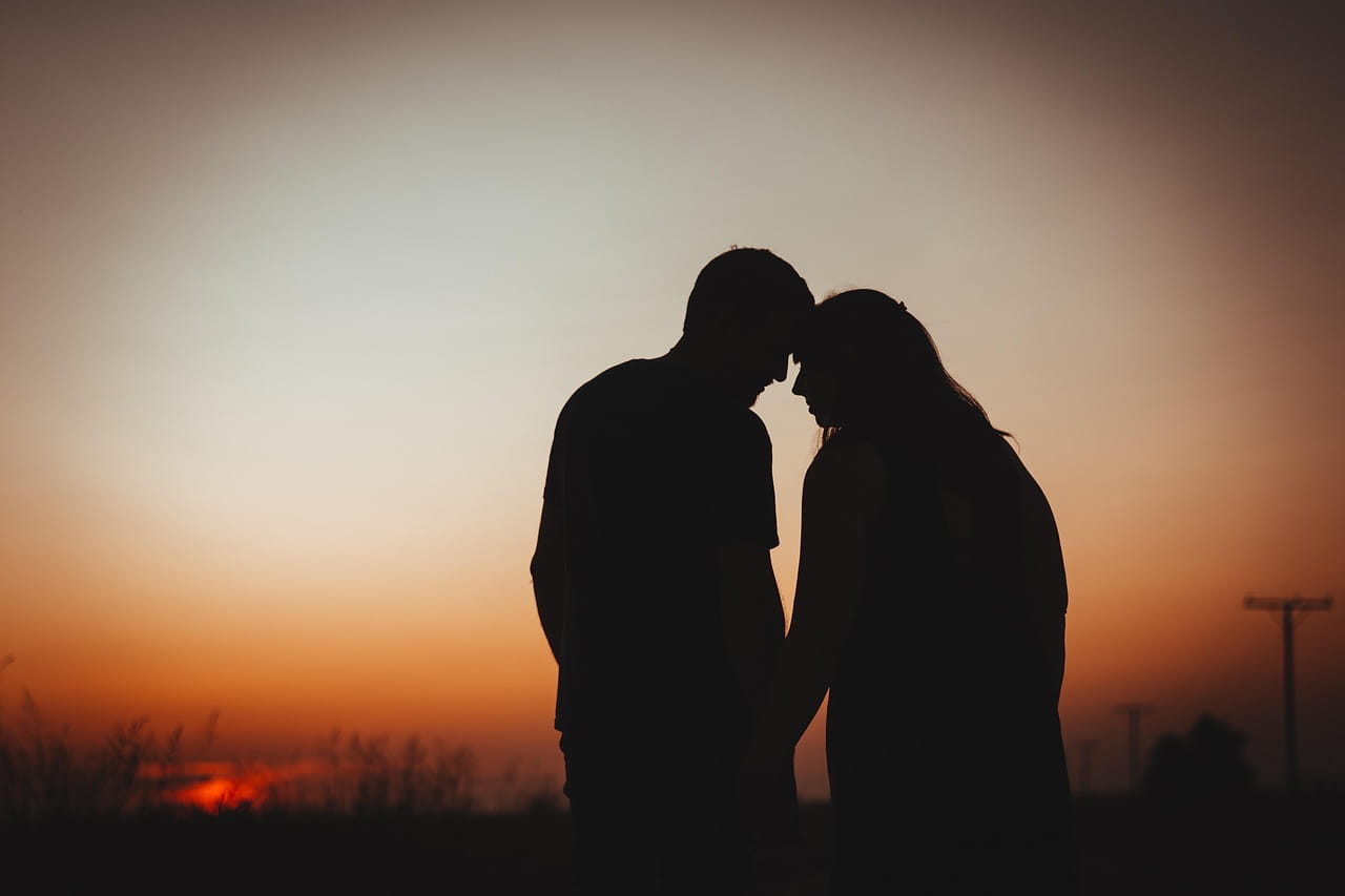 shadow of a couple 