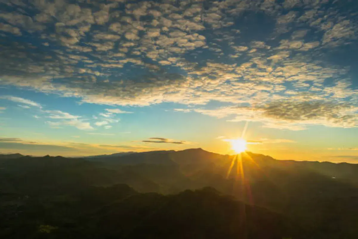 Morning Sky of Hope