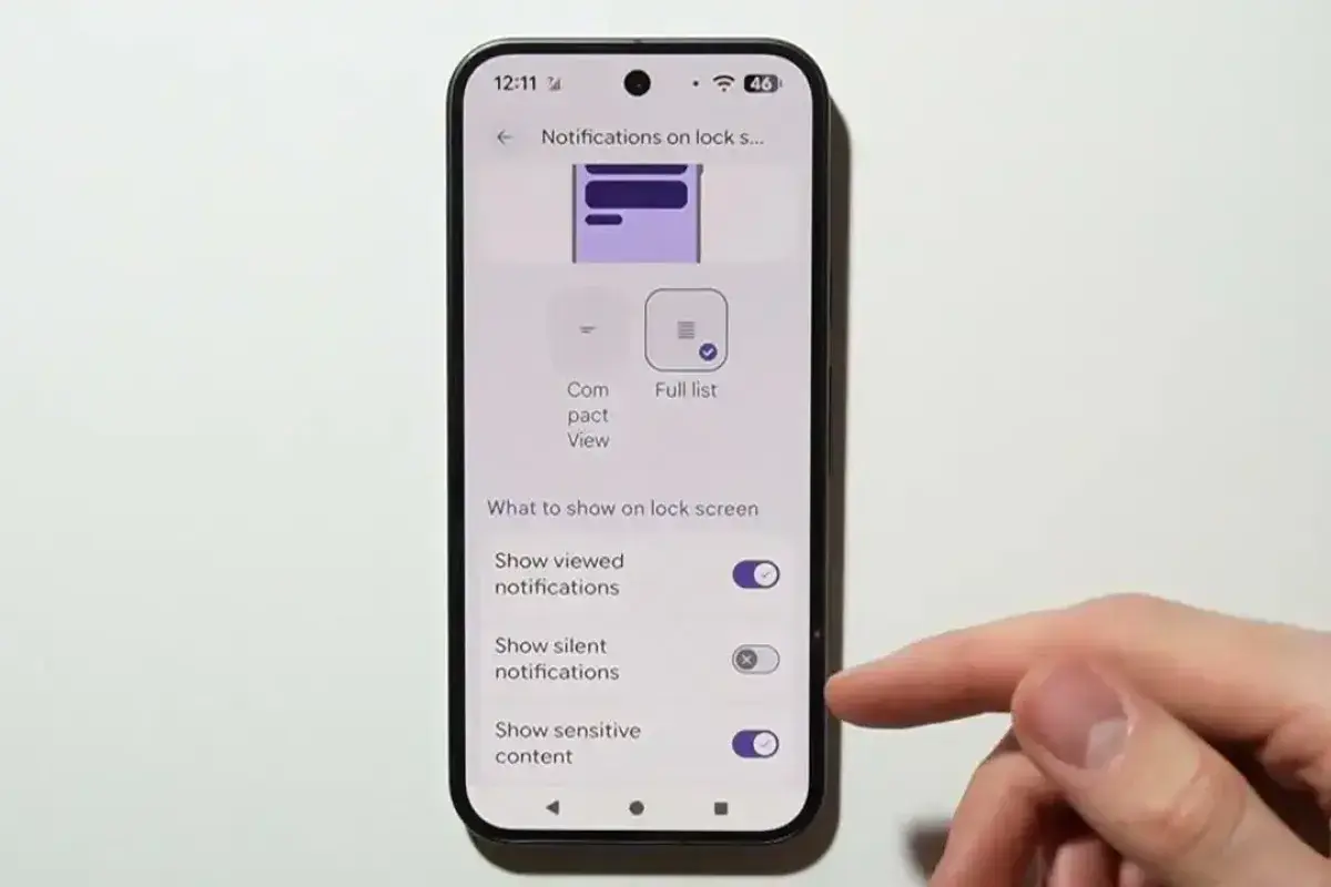 Smartphone notification settings screen being adjusted