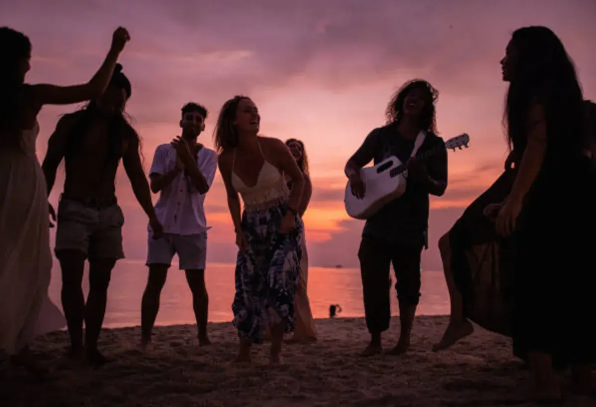 Carefree Life at Best