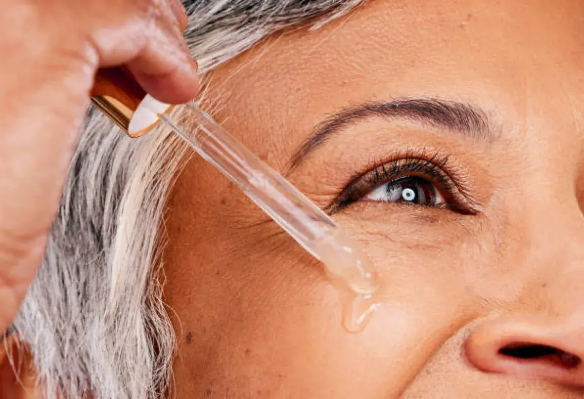 Applying prickly pear oil to hydrate and restore skin barrier