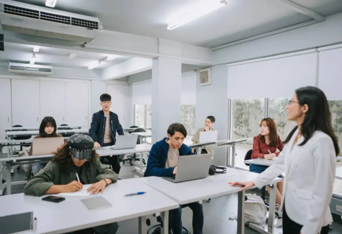 University students studying K-pop culture in multimedia classroom