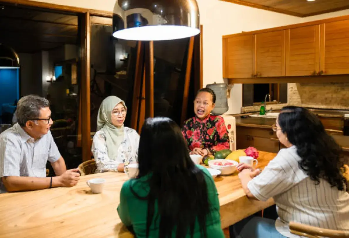 Cramped multigenerational Filipino household showing lack of privacy.