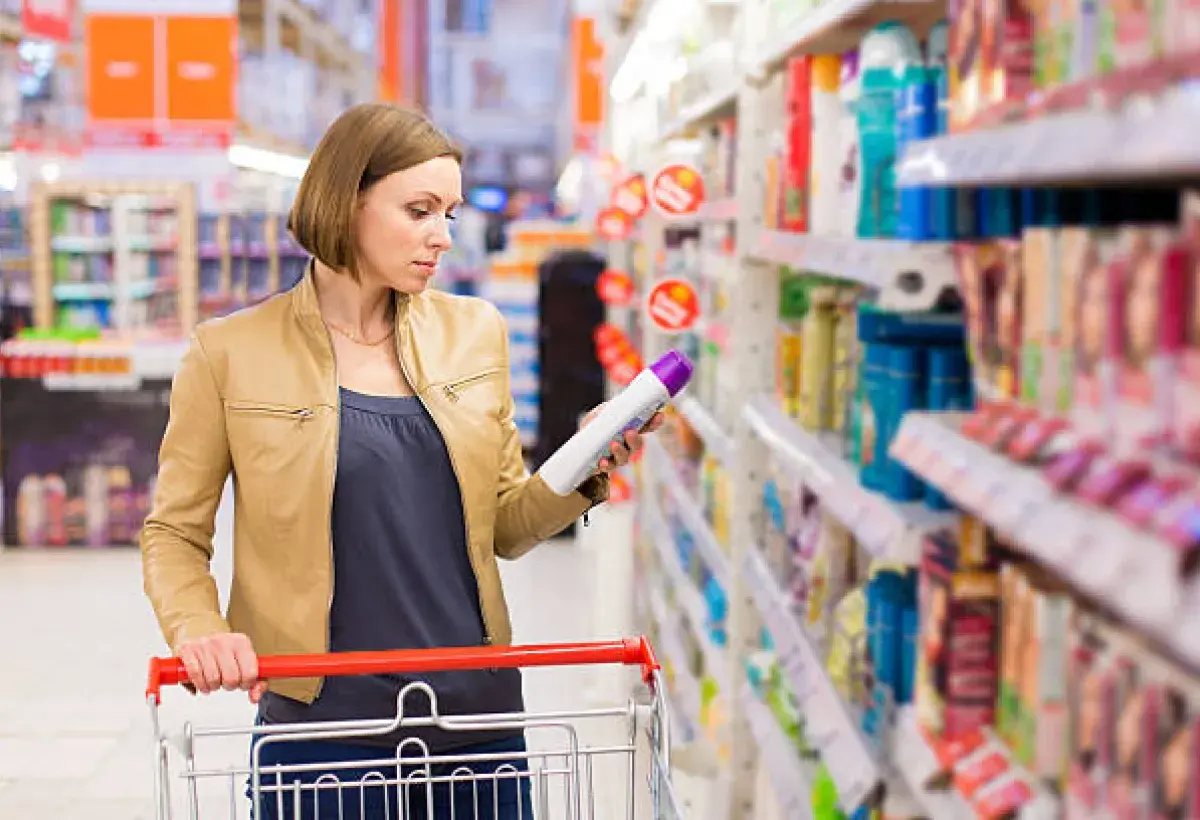 Choosing shampoo for the right wash frequency