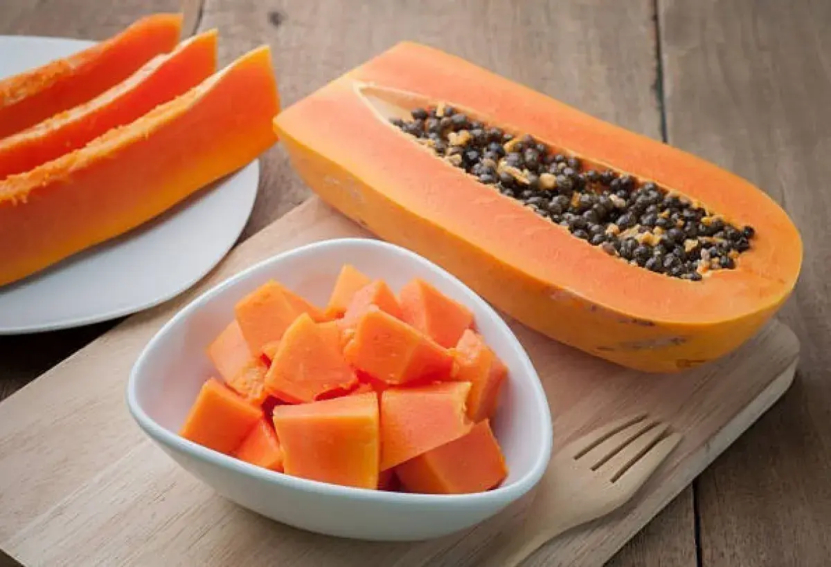 Papaya Fruit with Natural Papain Enzyme