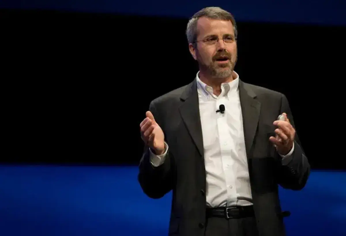 Martin Eberhard presenting Tesla’s early vision as CEO