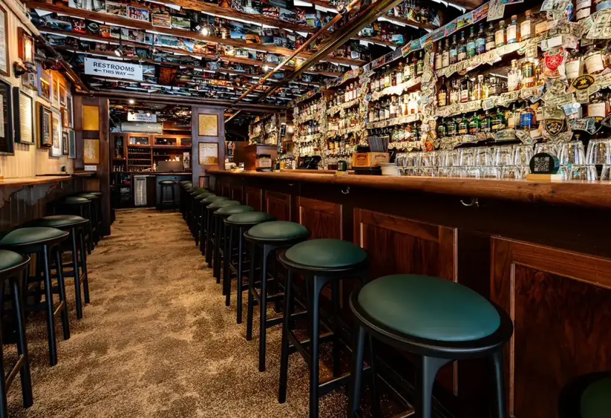  The Dead Rabbit New York Irish inspired bar interior