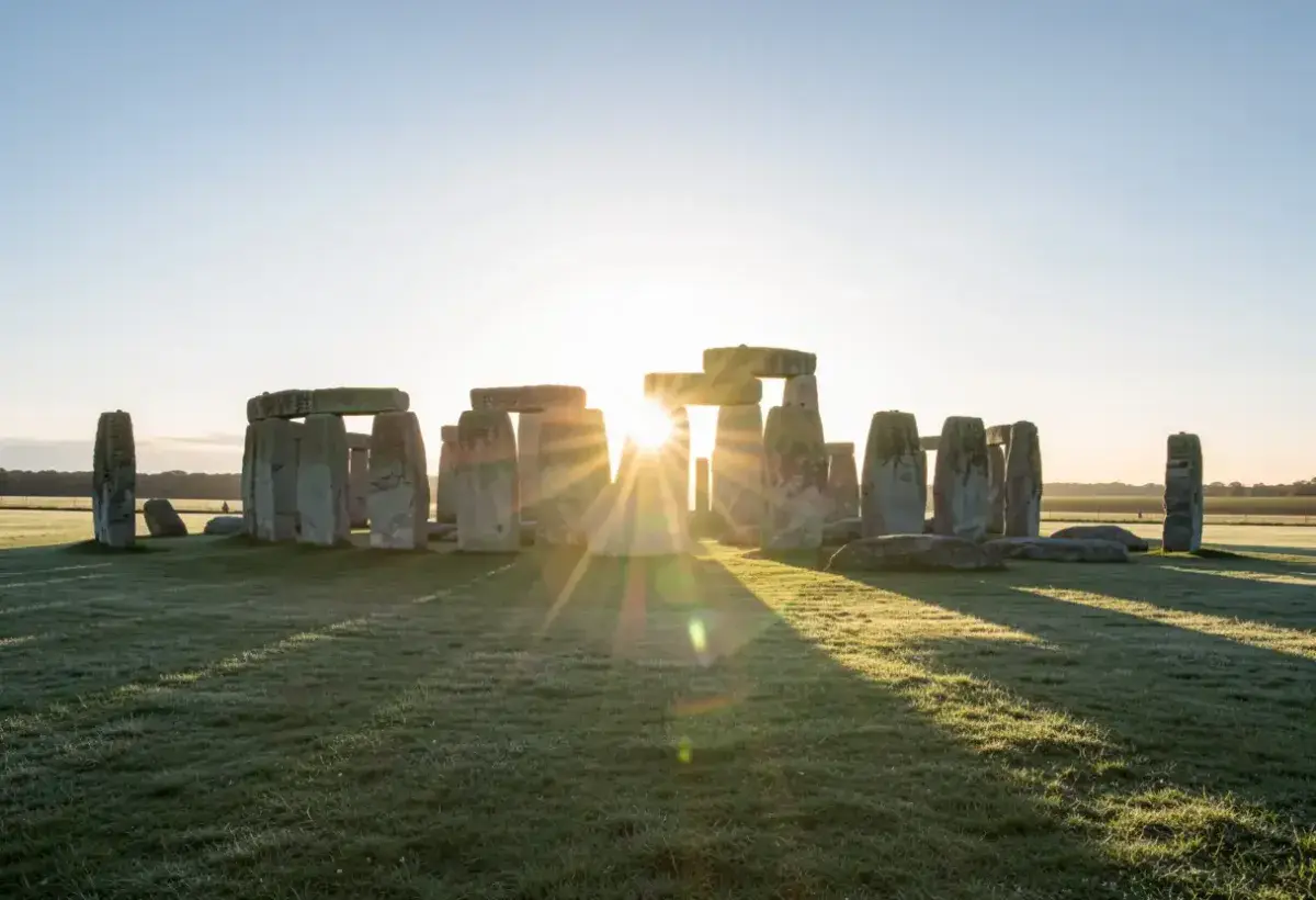 Sunrise at Stonehenge, Wiltshire, England