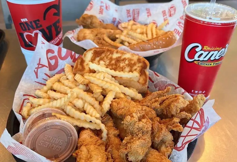 9️⃣ Raising Cane’s