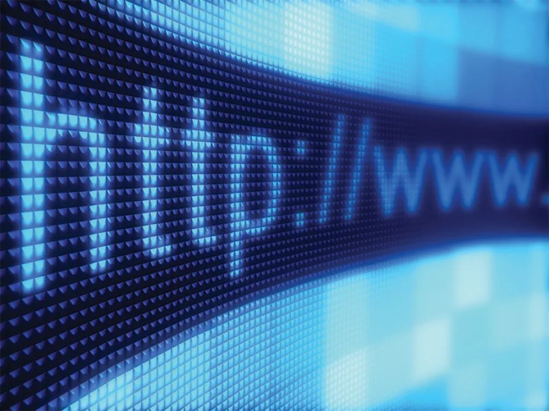 The Rise of the Internet (Late 20th Century)