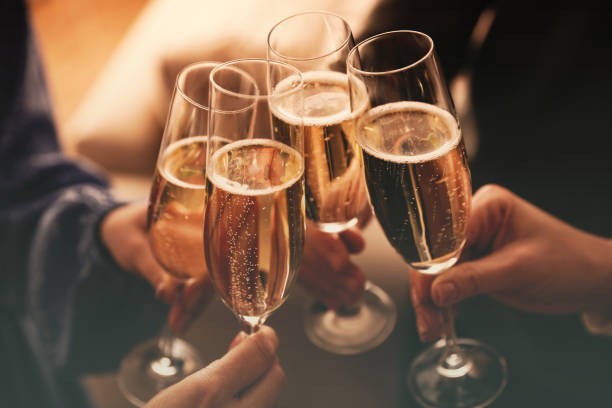 What is the name of the sparkling wine only made in a specific French region?