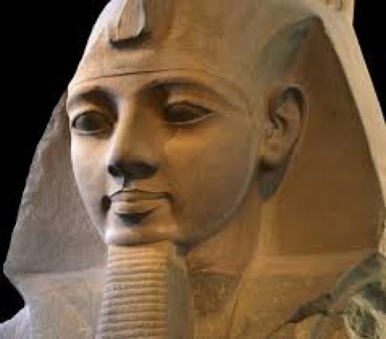 ๐
Ramses II (Ancient Egypt)