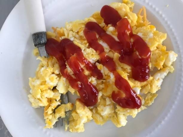 🍳 The weirdest thing you’d try ketchup on: