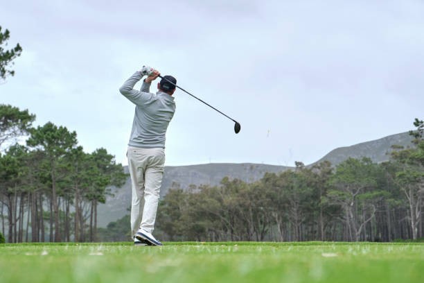 Which Hall of Fame pitcher also played professional golf?