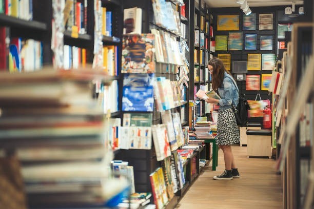 📚 Bookstores & Libraries