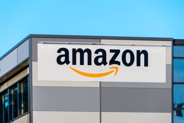 📦 Amazon’s Smile Does Double Duty