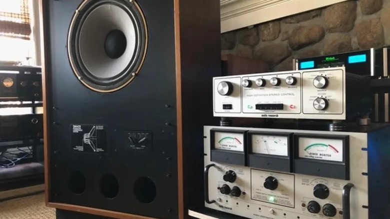 Modern stereo gear is still a collector’s dream.