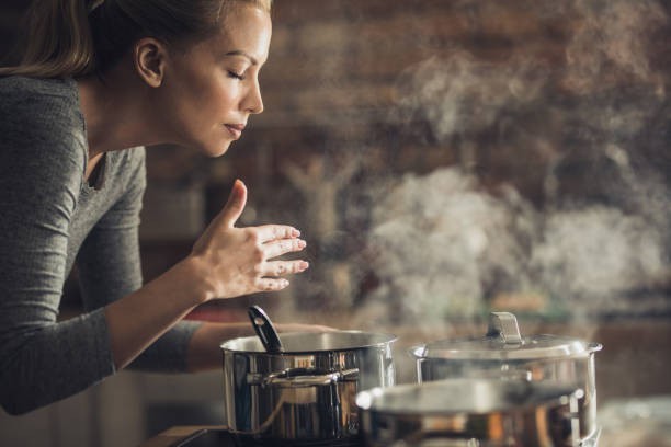 Not all blue cheese smells the same